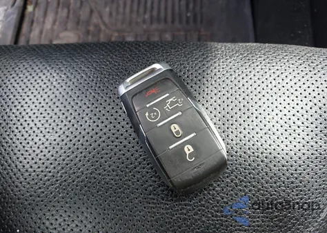 2022 Ram 1500 Laramie 4X4 5'7 Box из США, поврежденный, VIN 1C6SRFJT6NN290658